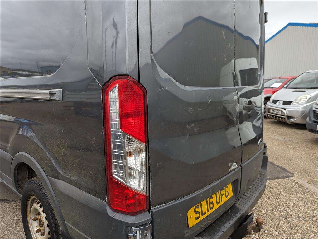 <p>2016 FORD TRANSIT **SOLD</p>