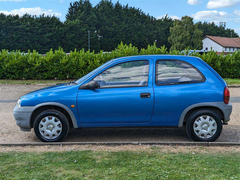 <p>2000 VAUXHALL CORSA ENVOY 12V</p>