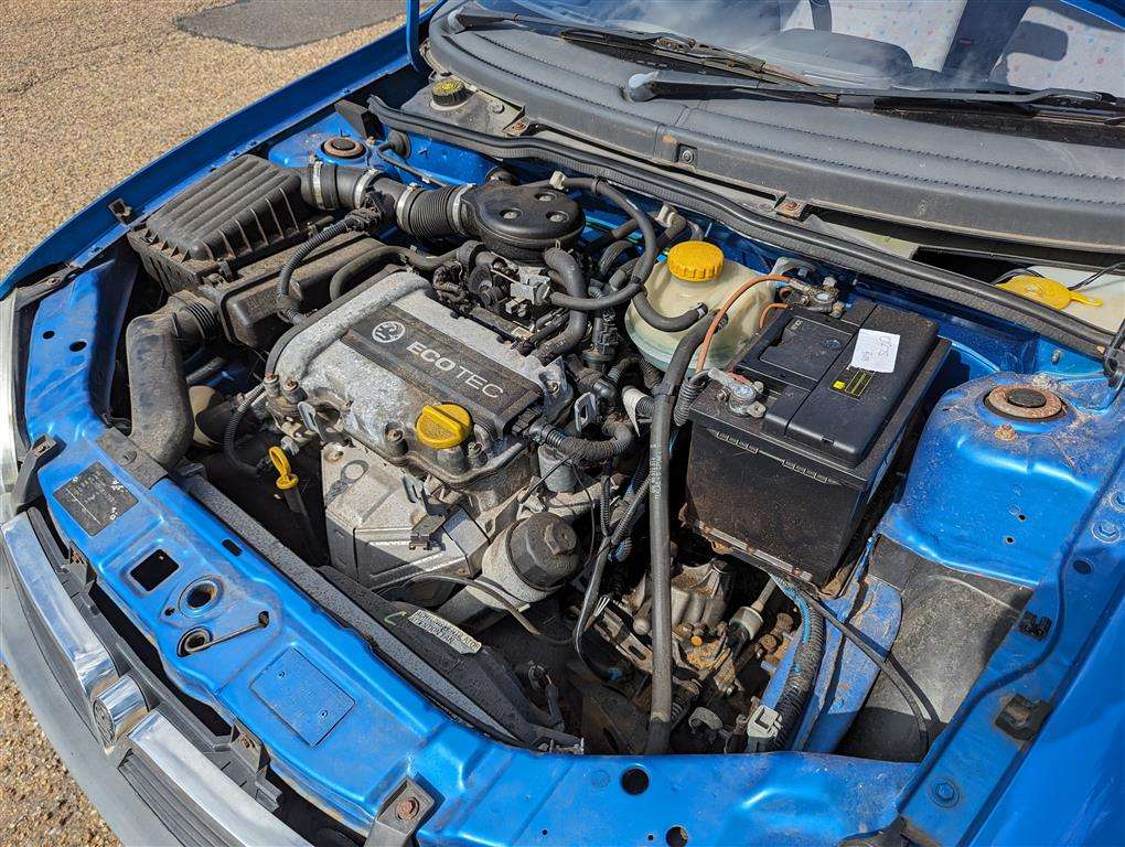 <p>2000 VAUXHALL CORSA ENVOY 12V</p>