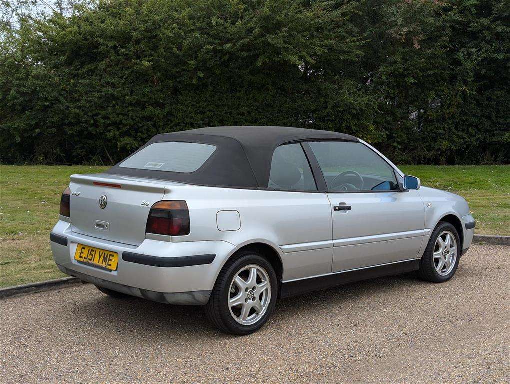 <p>2001 VOLKSWAGEN GOLF CABRIOLET SE</p>