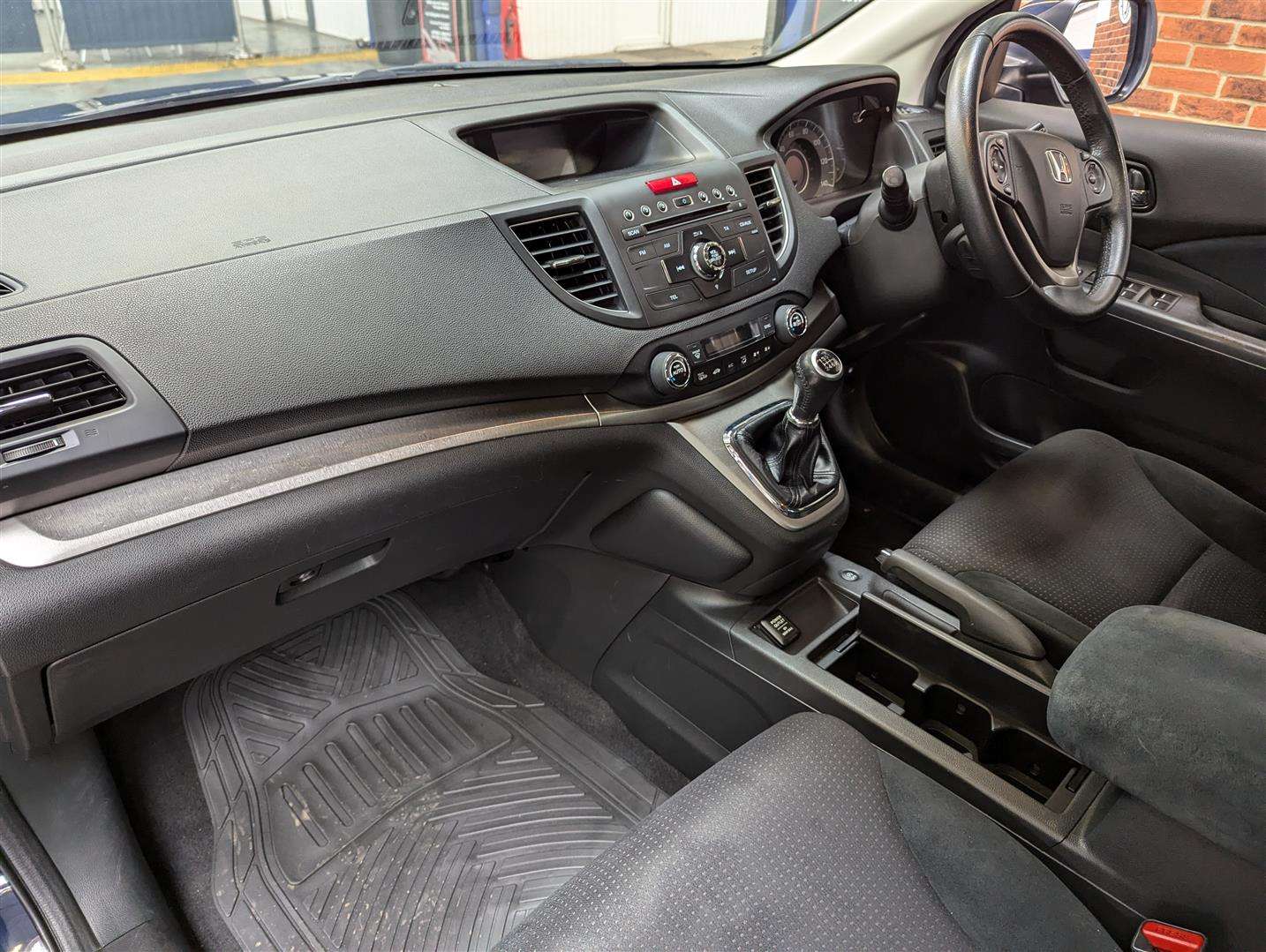 <p>2013 HONDA CR-V SE I-DTEC</p>