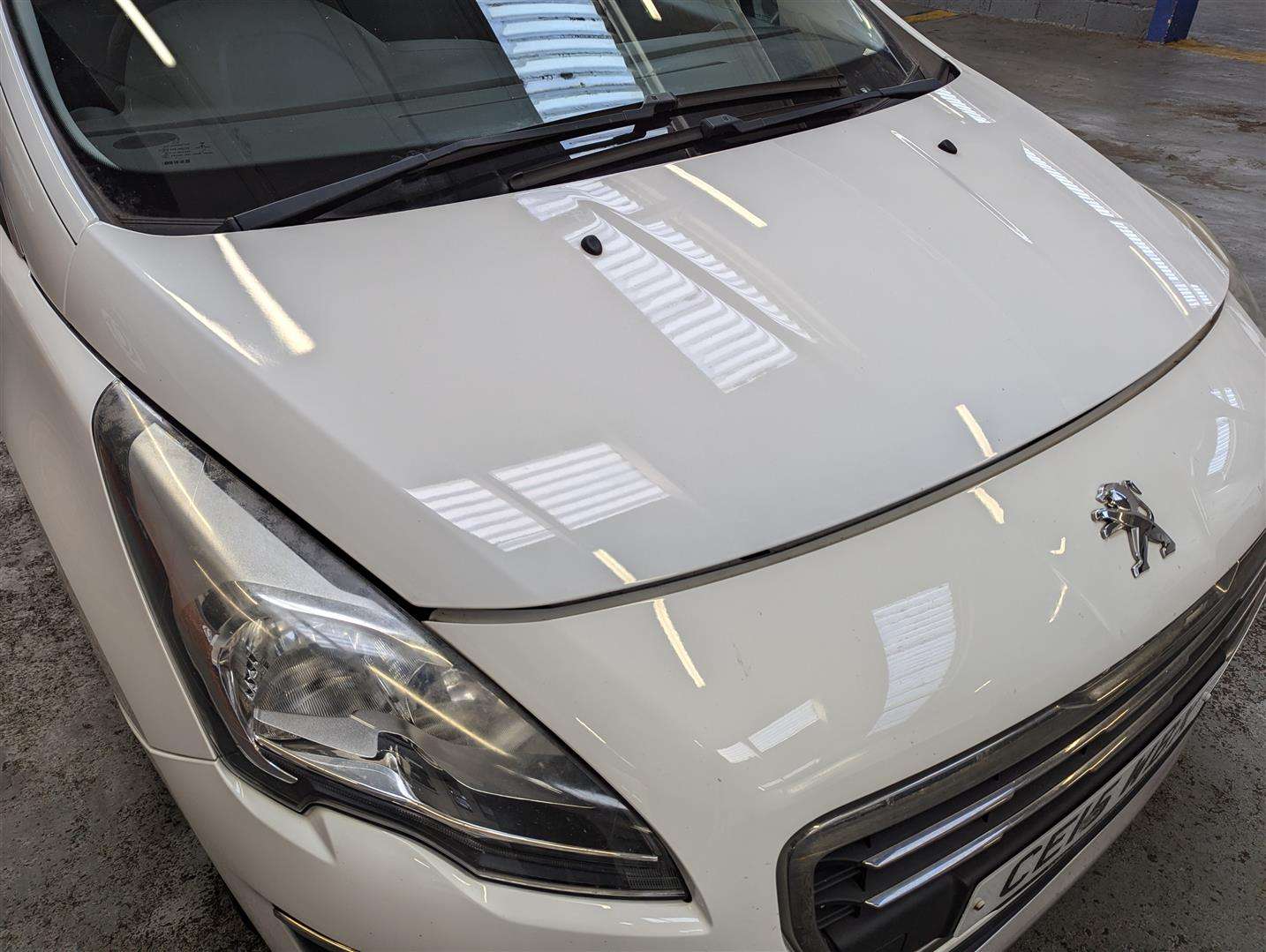 <p>2015 PEUGEOT 3008 ACTIVE HDI</p>