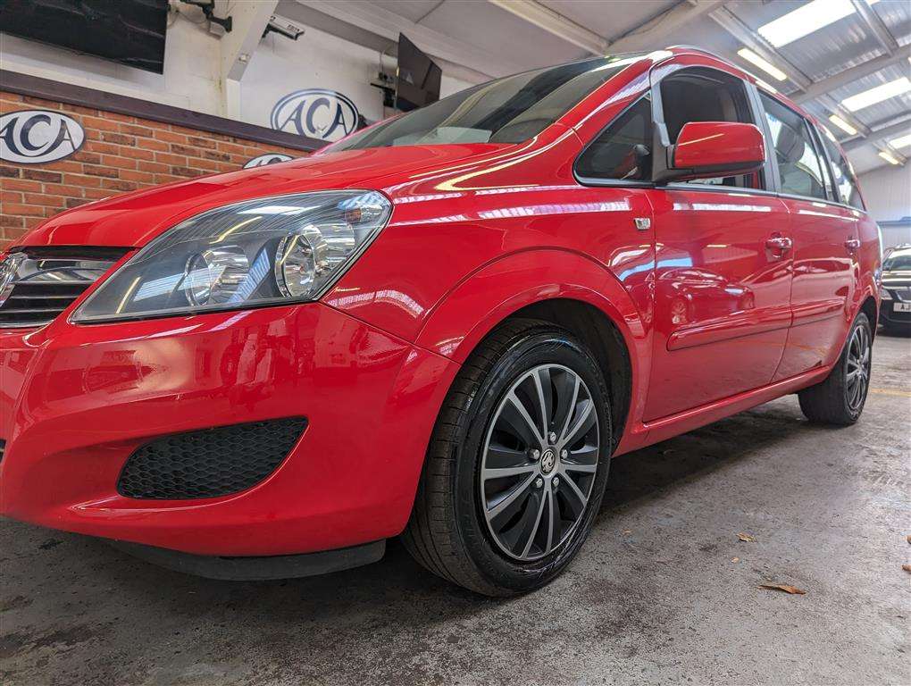 <p>2013 VAUXHALL ZAFIRA EXCLUSIV</p>