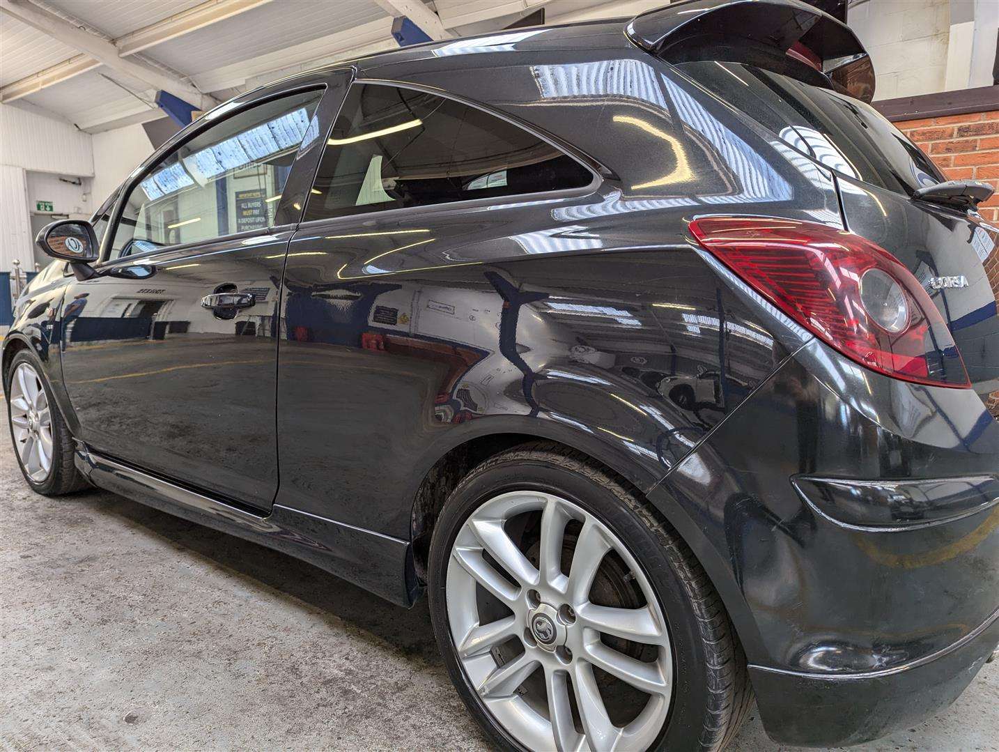 <p>2012 VAUXHALL CORSA SRI</p>