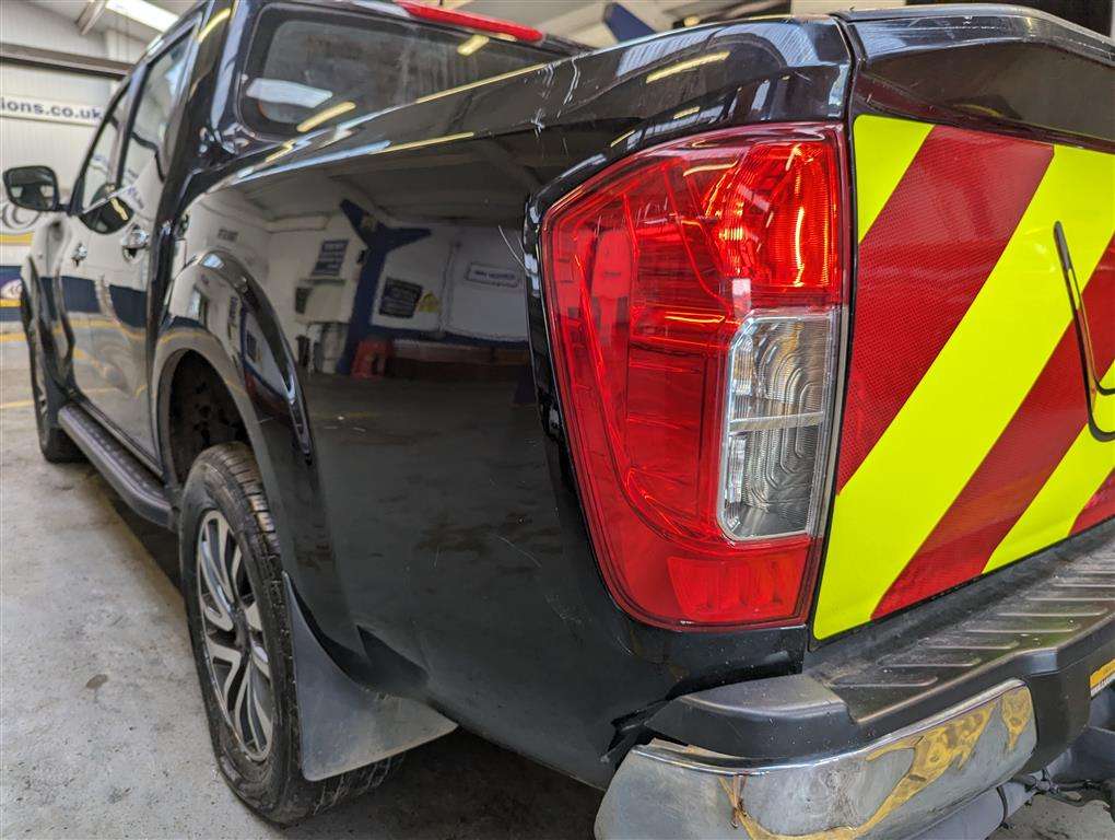 <p>2016 NISSAN NP300 NAVARA ACENTA DCI</p>