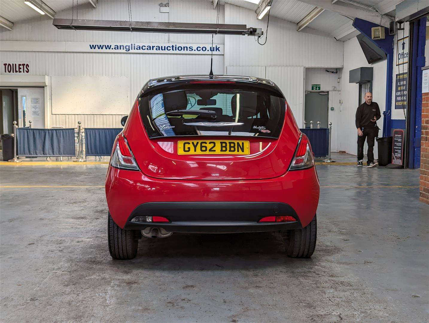 <p>2012 CHRYSLER YPSILON BLACK AND RED</p>