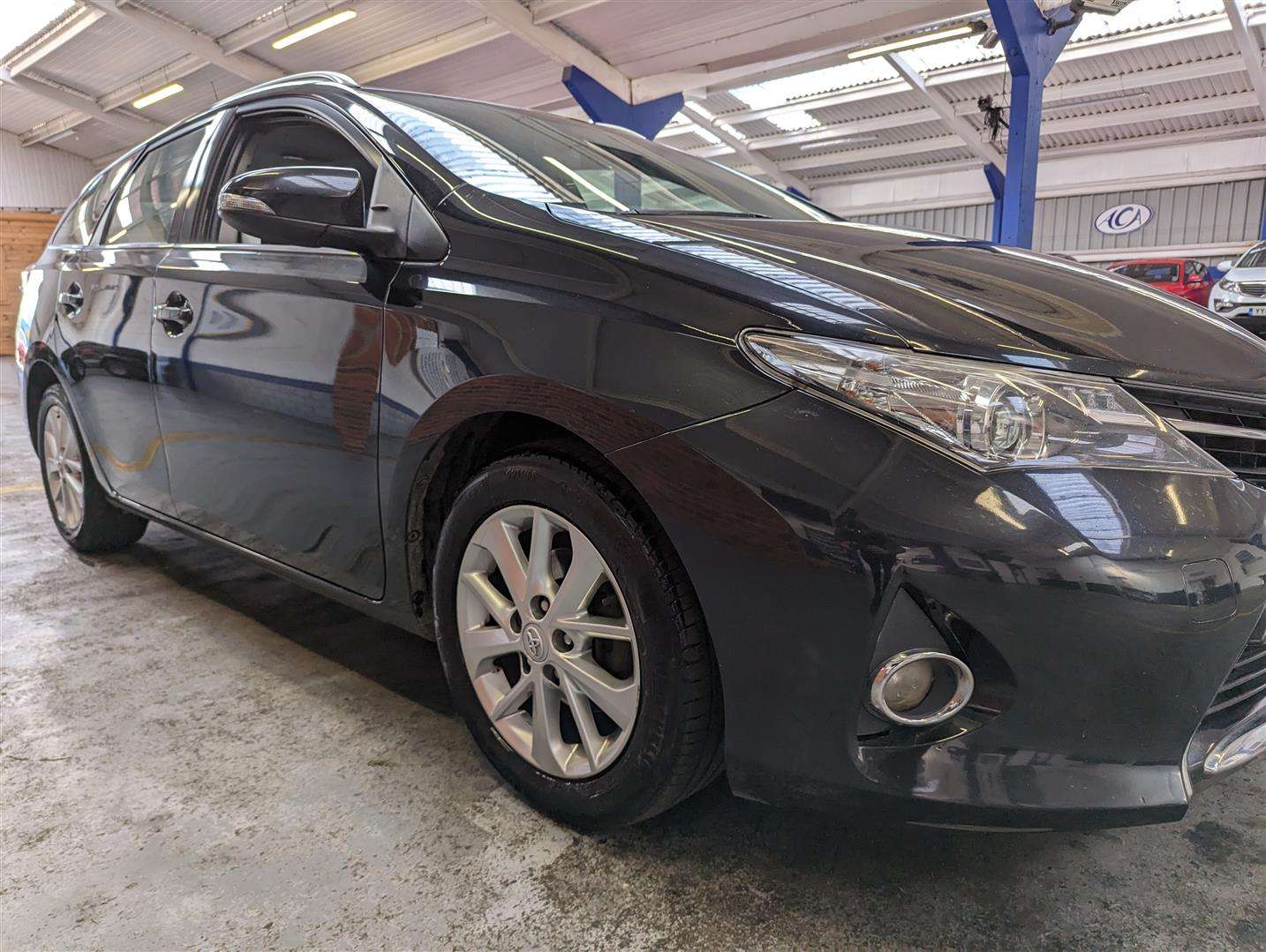 <p>2014 TOYOTA AURIS ICON D4-D</p>