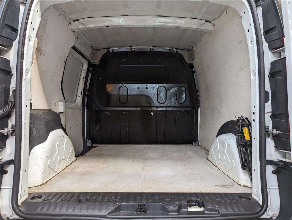 <p>2011 RENAULT KANGOO ML20 DCI 85</p>