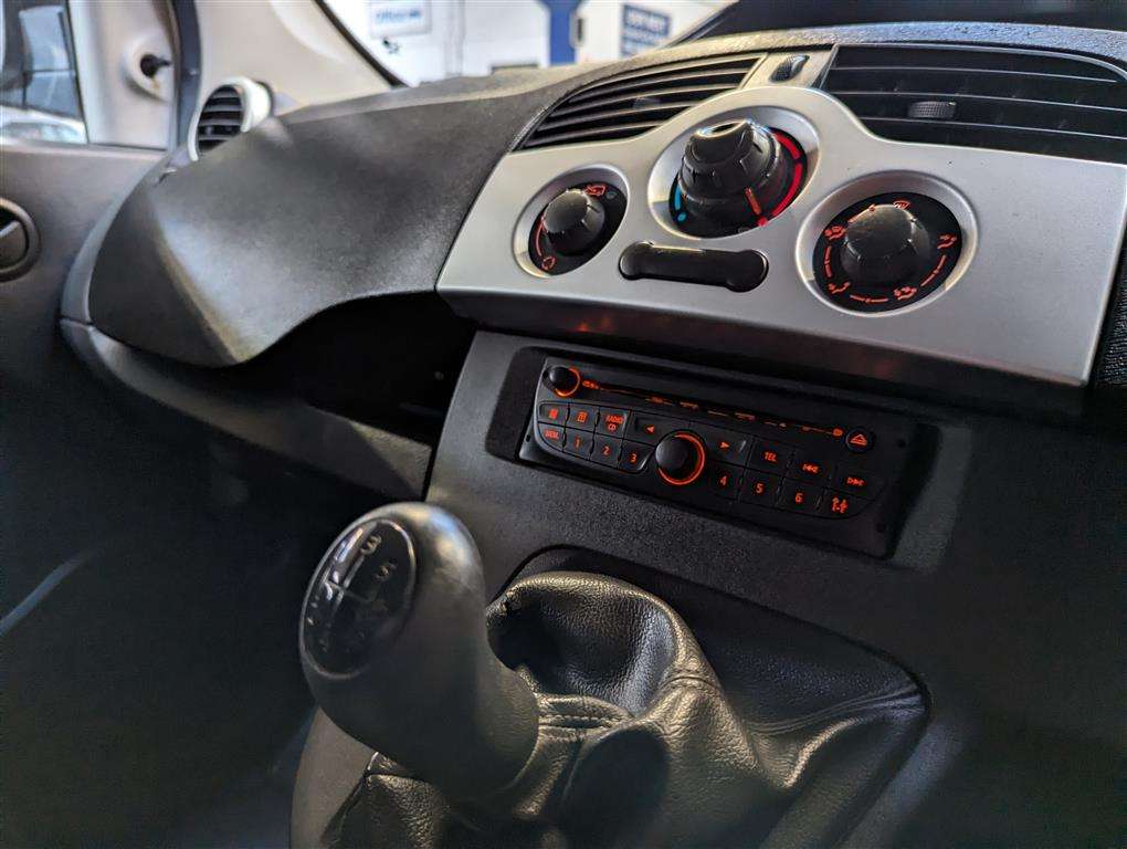 <p>2011 RENAULT KANGOO ML20 DCI 85</p>