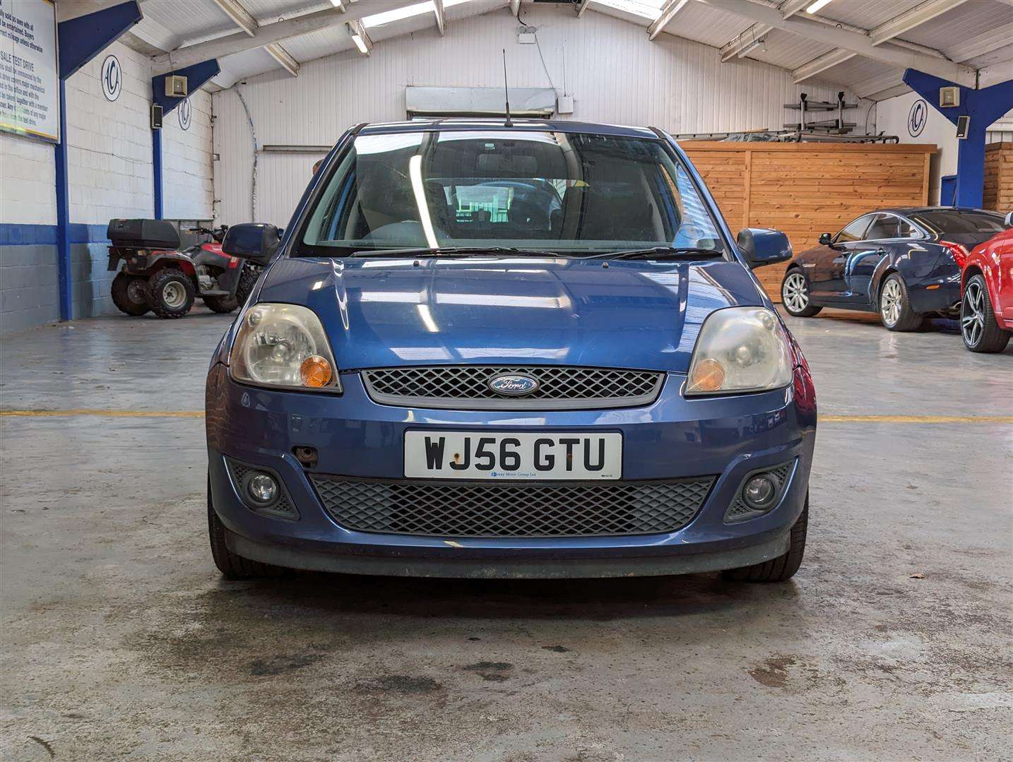 <p>2006 FORD FIESTA FREEDOM</p>