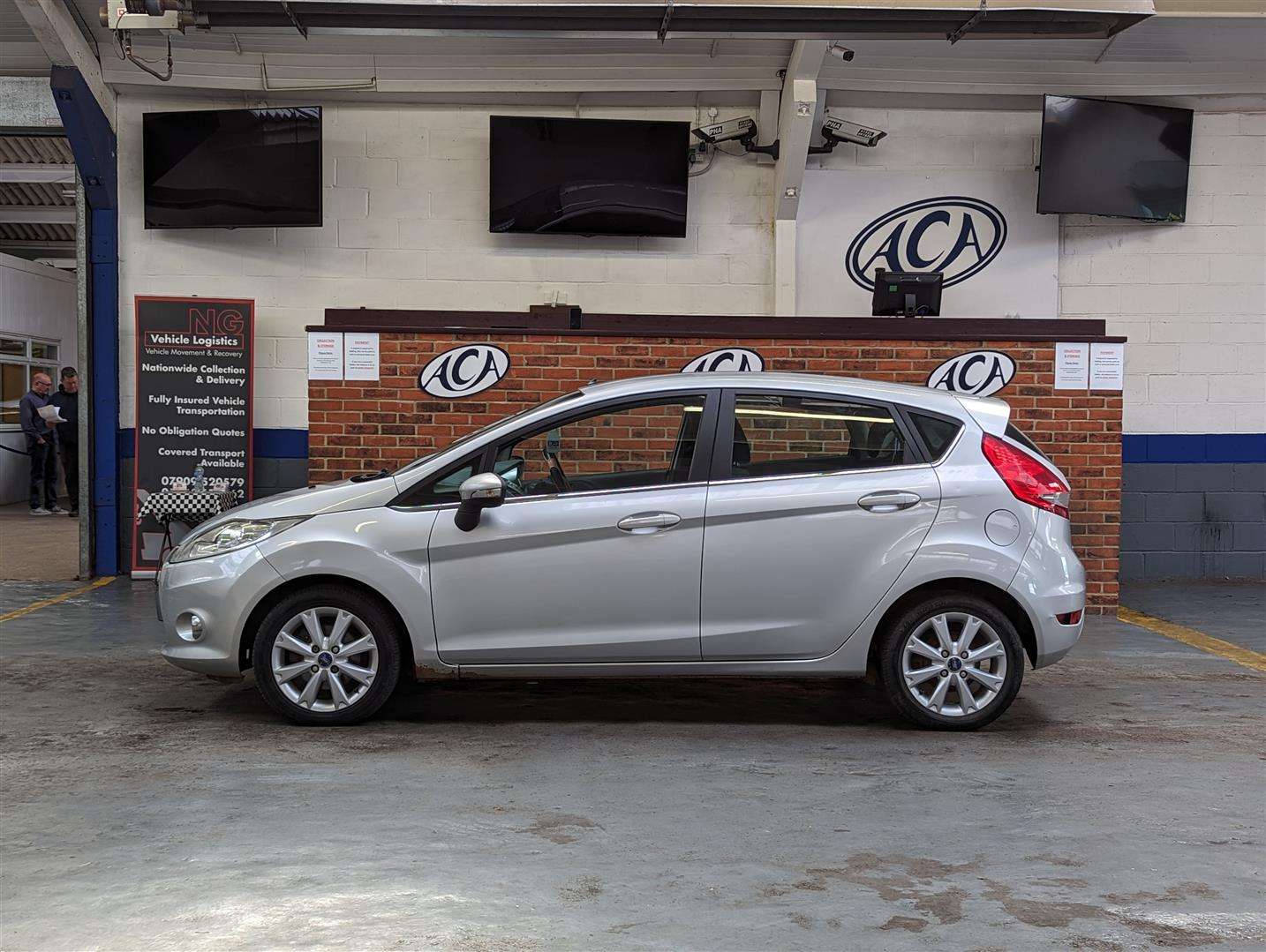 <p>2011 FORD FIESTA ZETEC</p>