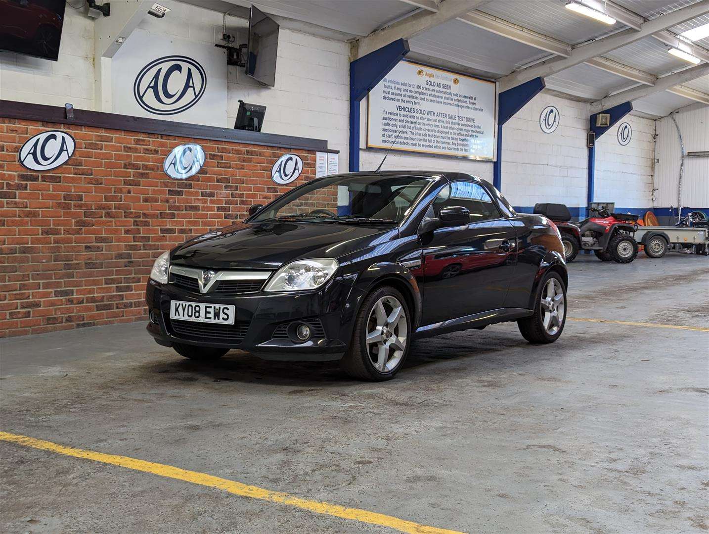 <p>2008 VAUXHALL TIGRA EXCLUSIV</p>