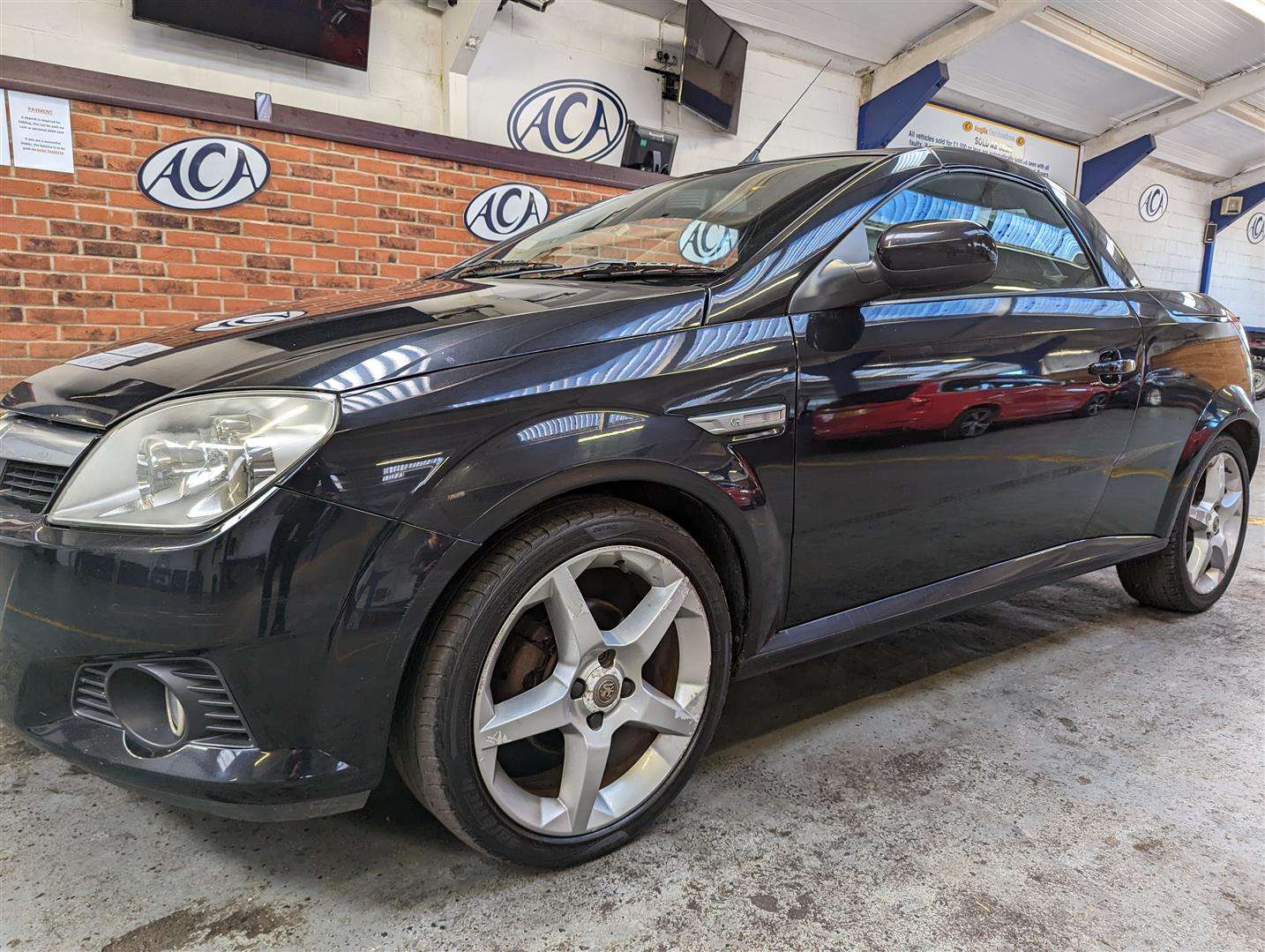 <p>2008 VAUXHALL TIGRA EXCLUSIV</p>