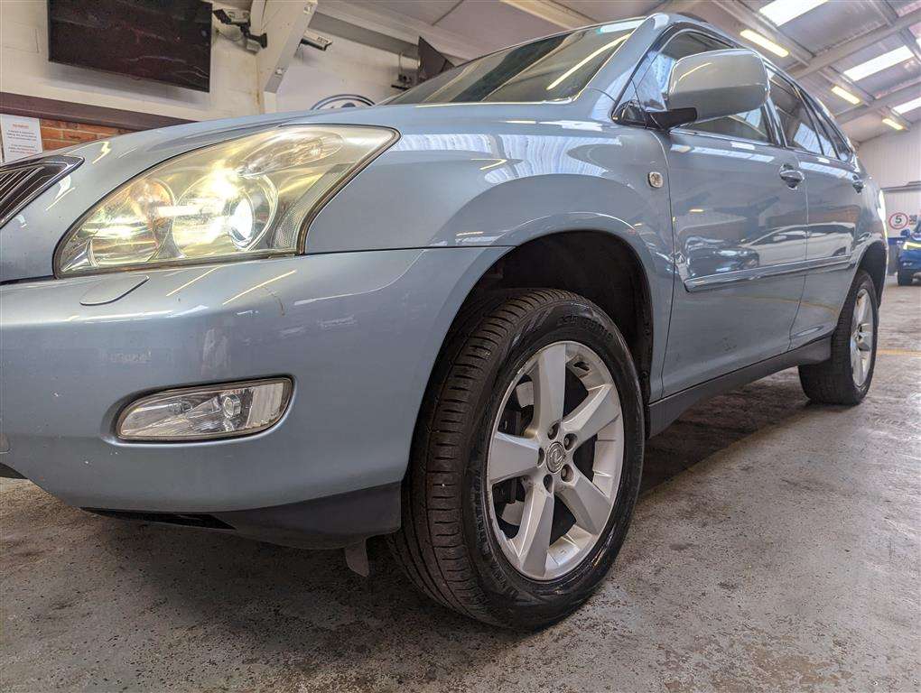 <p>2005 LEXUS RX300 SE-L AUTO</p>