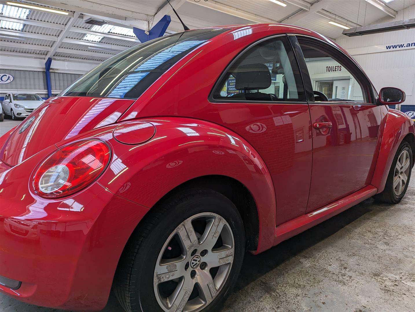 <p>2008 VOLKSWAGEN BEETLE LUNA 102PS</p>