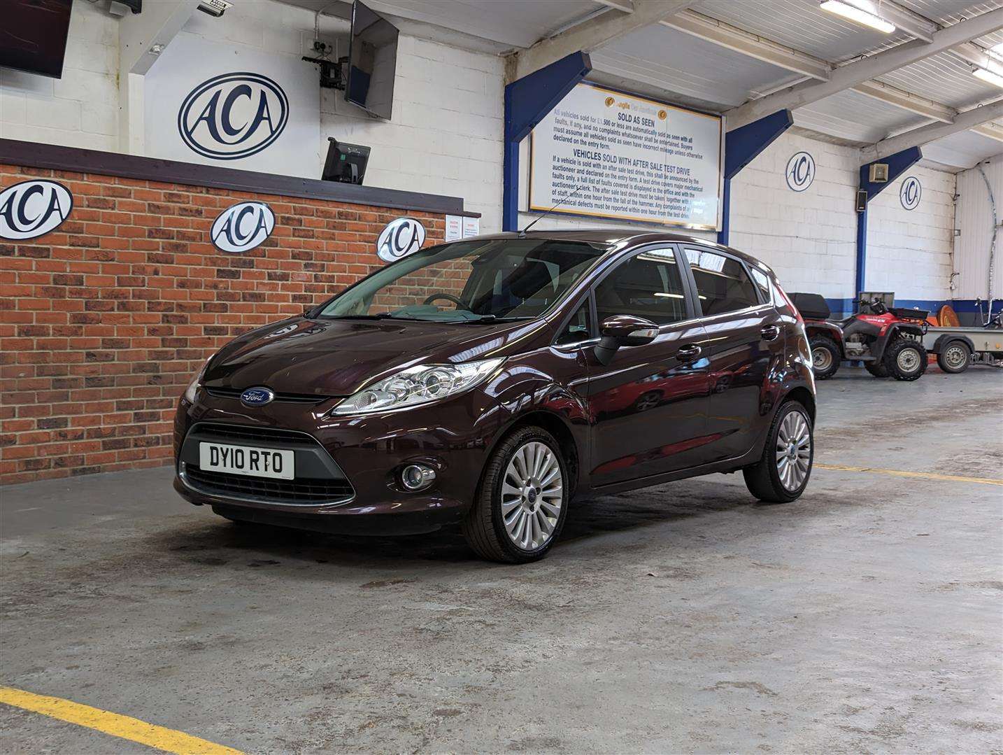 <p>2010 FORD FIESTA TITANIUM</p>