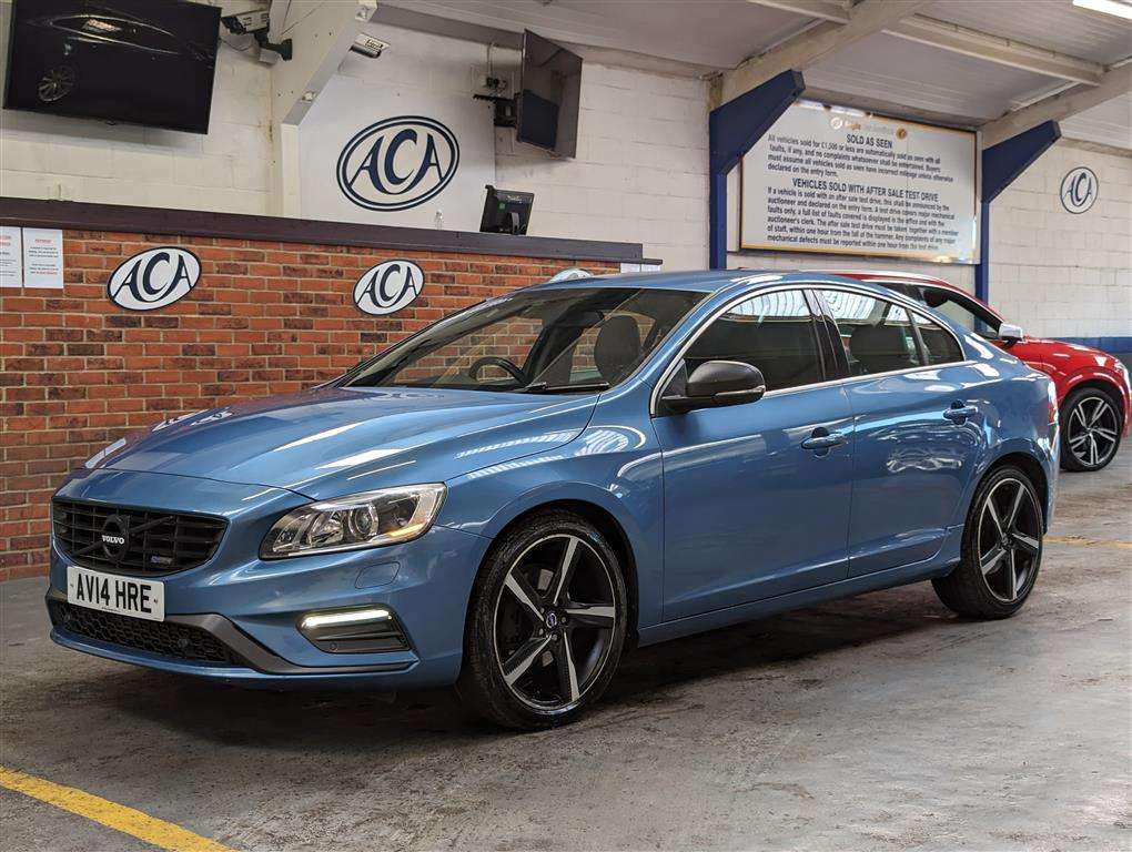 <p>2014 VOLVO S60 R-DESIGN LUX NAV D4 AUTO</p>