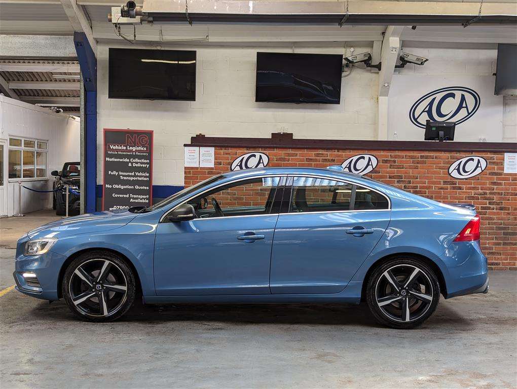 <p>2014 VOLVO S60 R-DESIGN LUX NAV D4 AUTO</p>