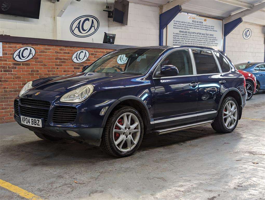 <p>2004 PORSCHE CAYENNE TURBO AUTO</p>