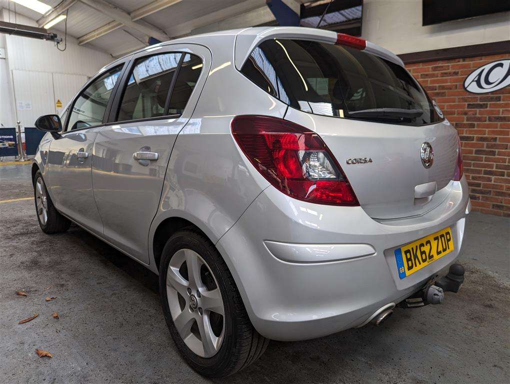 <p>2012 VAUXHALL CORSA SXI AC</p>