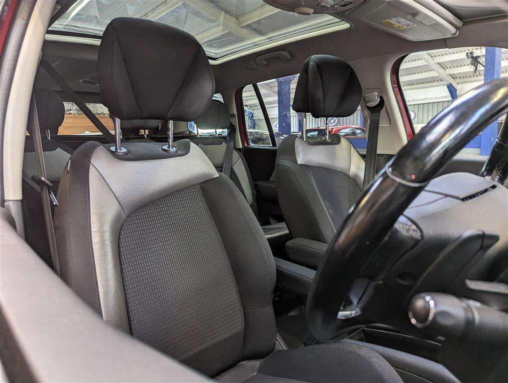 <p>2015 CITROEN C4 GRD PICASSO EXCL + E-H</p>