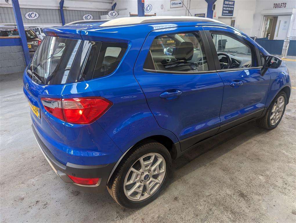 <p>2016 FORD ECOSPORT TITANIUM AUTO</p>