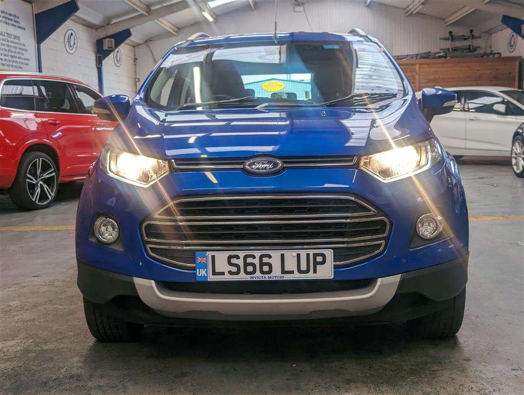 <p>2016 FORD ECOSPORT TITANIUM AUTO</p>