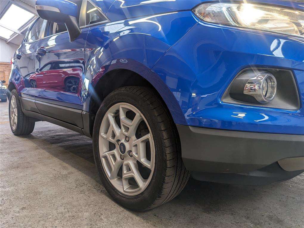 <p>2016 FORD ECOSPORT TITANIUM AUTO</p>