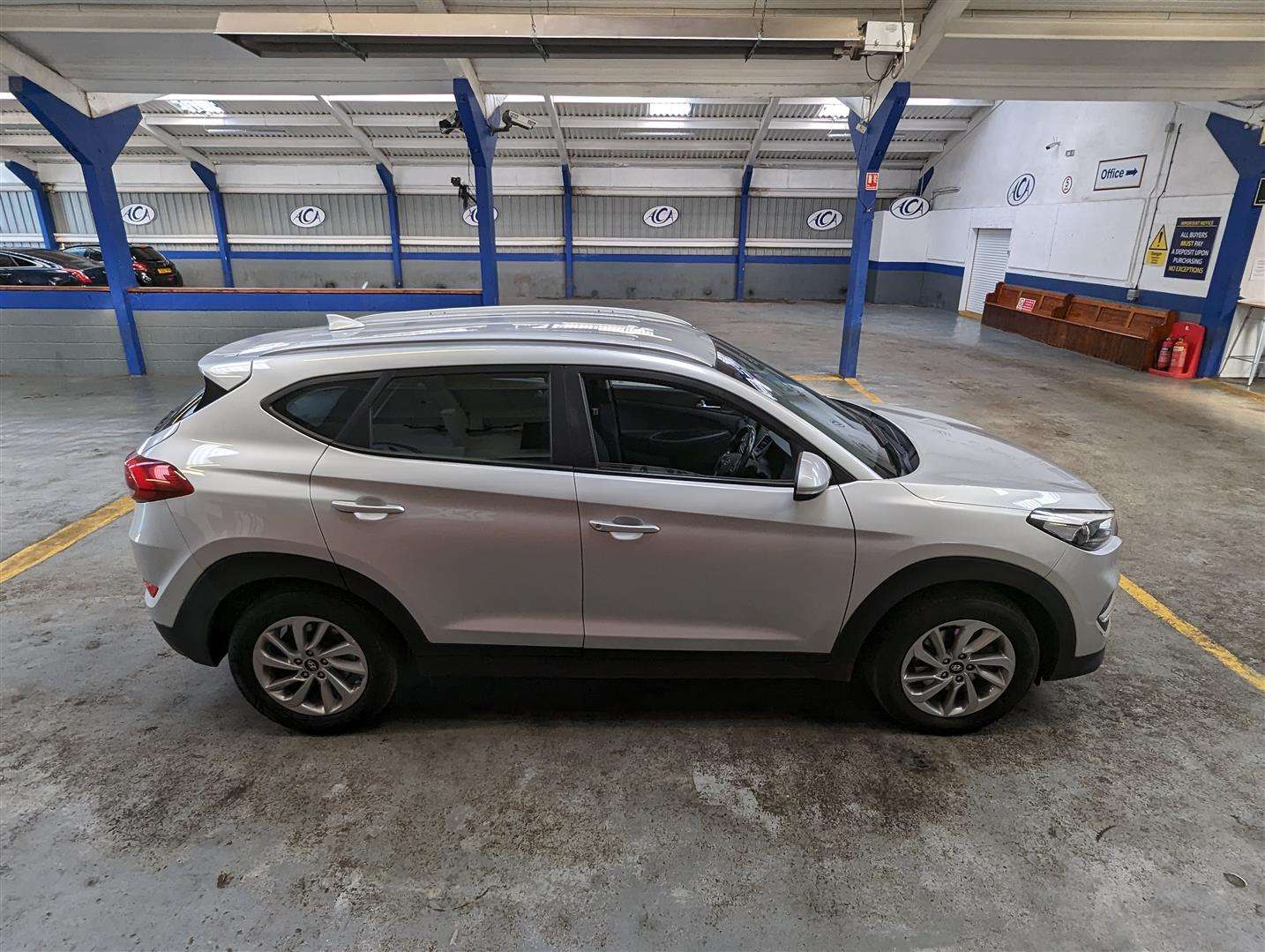 <p>2016 HYUNDAI TUCSON SE NAV B-DR 2WD CR</p>