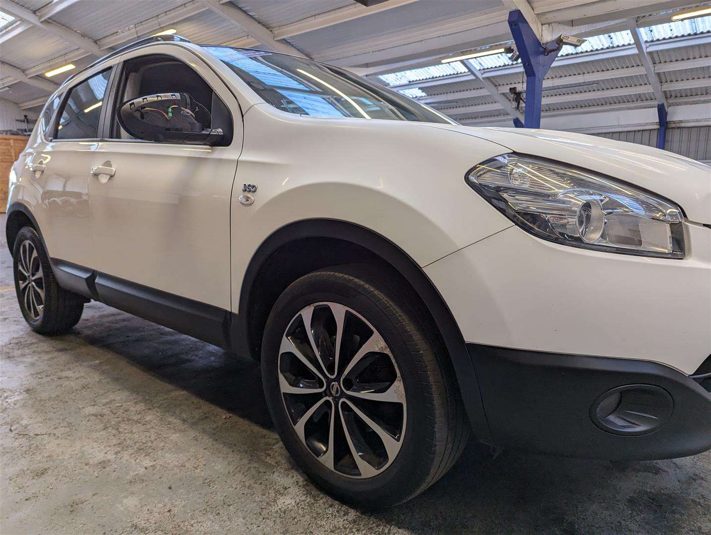 <p>2013 NISSAN QASHQAI 360</p>