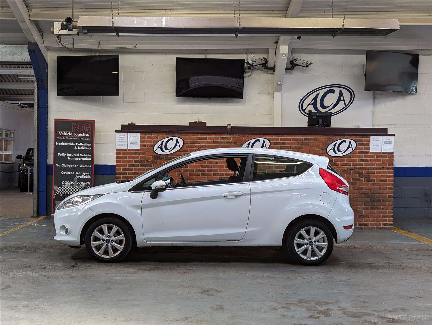 <p>2011 FORD FIESTA ZETEC</p>