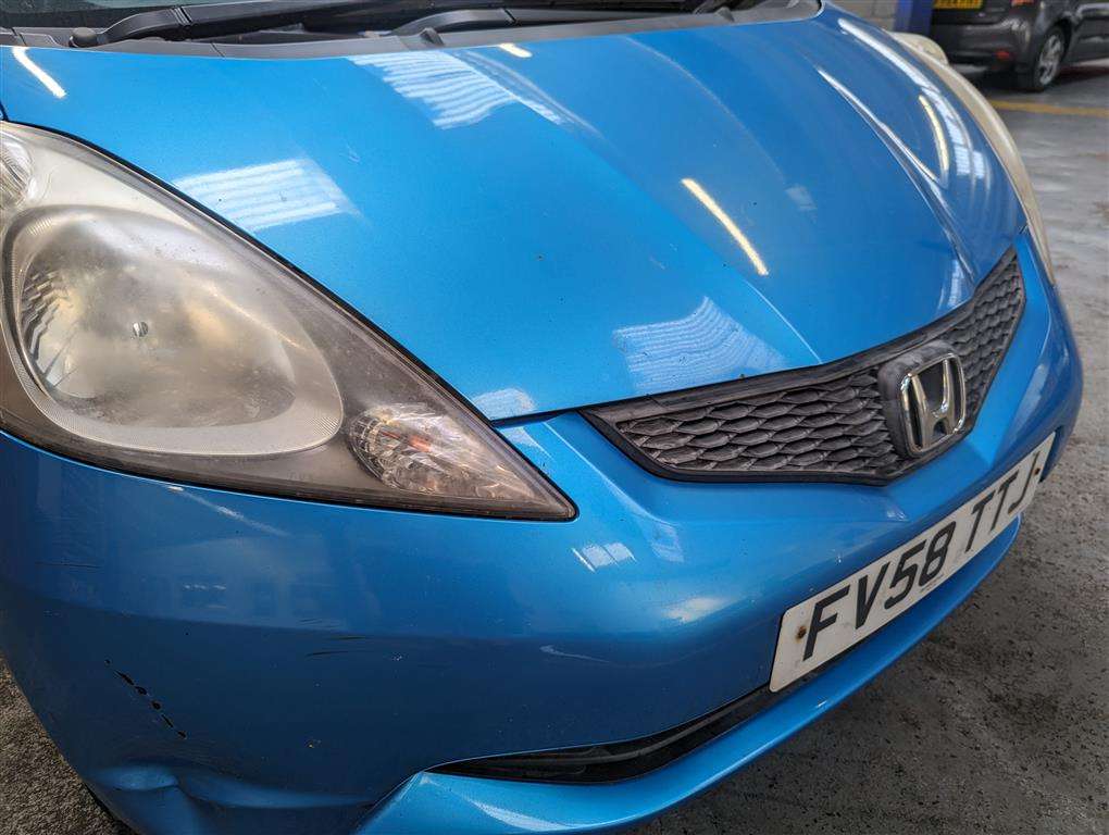 <p>2009 HONDA JAZZ I-VTEC ES</p>