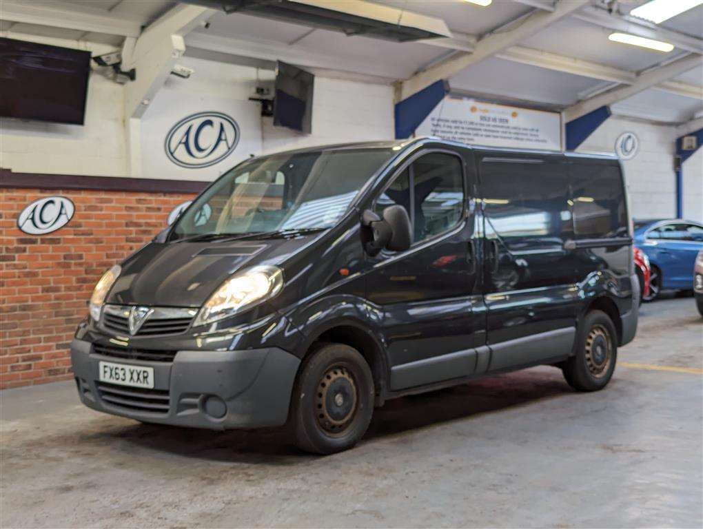 <p>2013 VAUXHALL VIVARO 2700 CDTI 113 SWB</p>