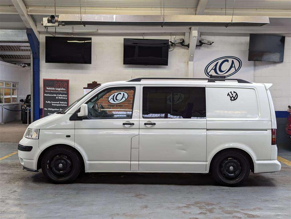 <p>2003 VOLKSWAGEN TRANSPORTER T28 85 TDI</p>