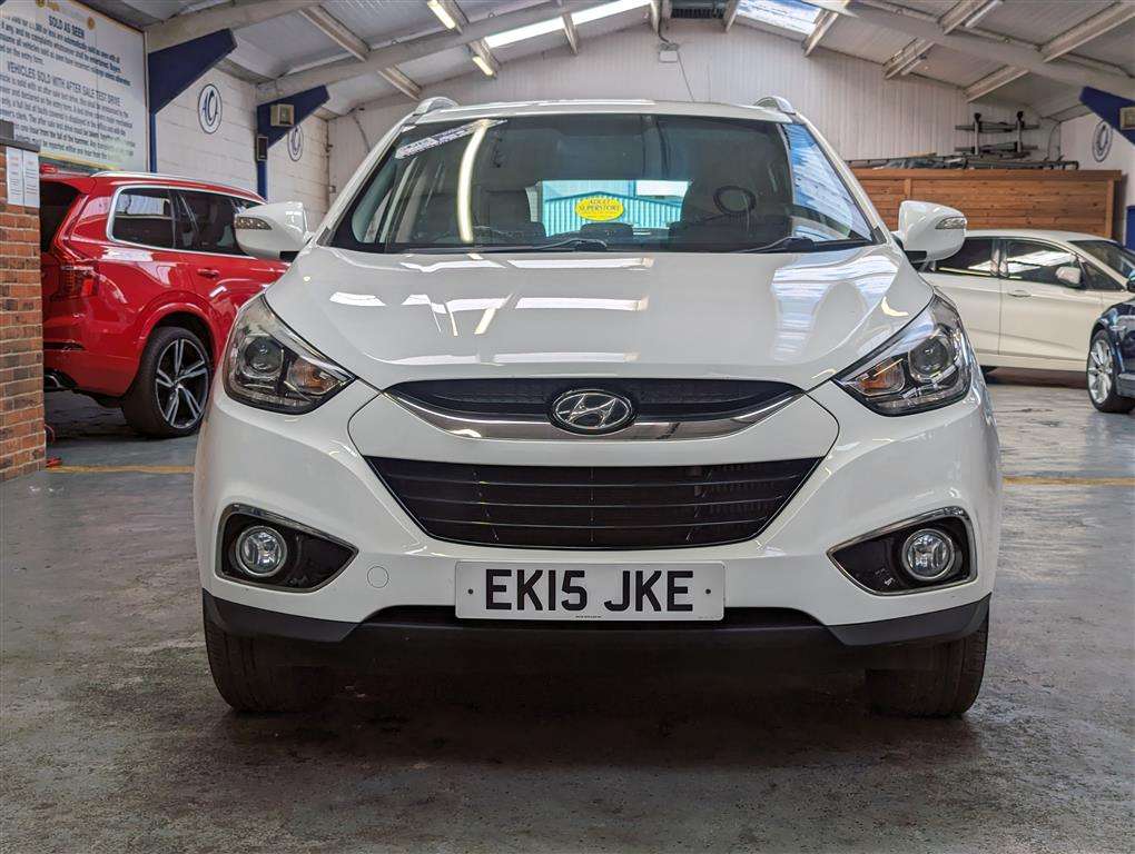 <p>2015 HYUNDAI IX35 SE NAV 4WD CRDI AUTO</p>