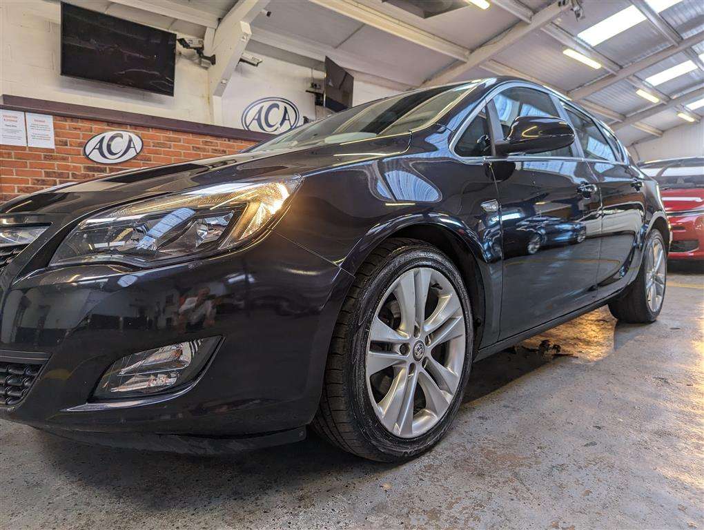 <p>2011 VAUXHALL ASTRA SRI CDTI 157</p>