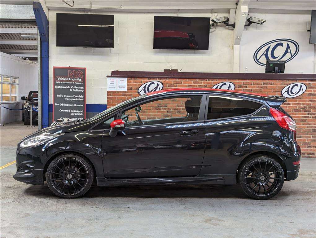 <p>2014 FORD FIESTA ZETEC S BLACK EDIT</p>