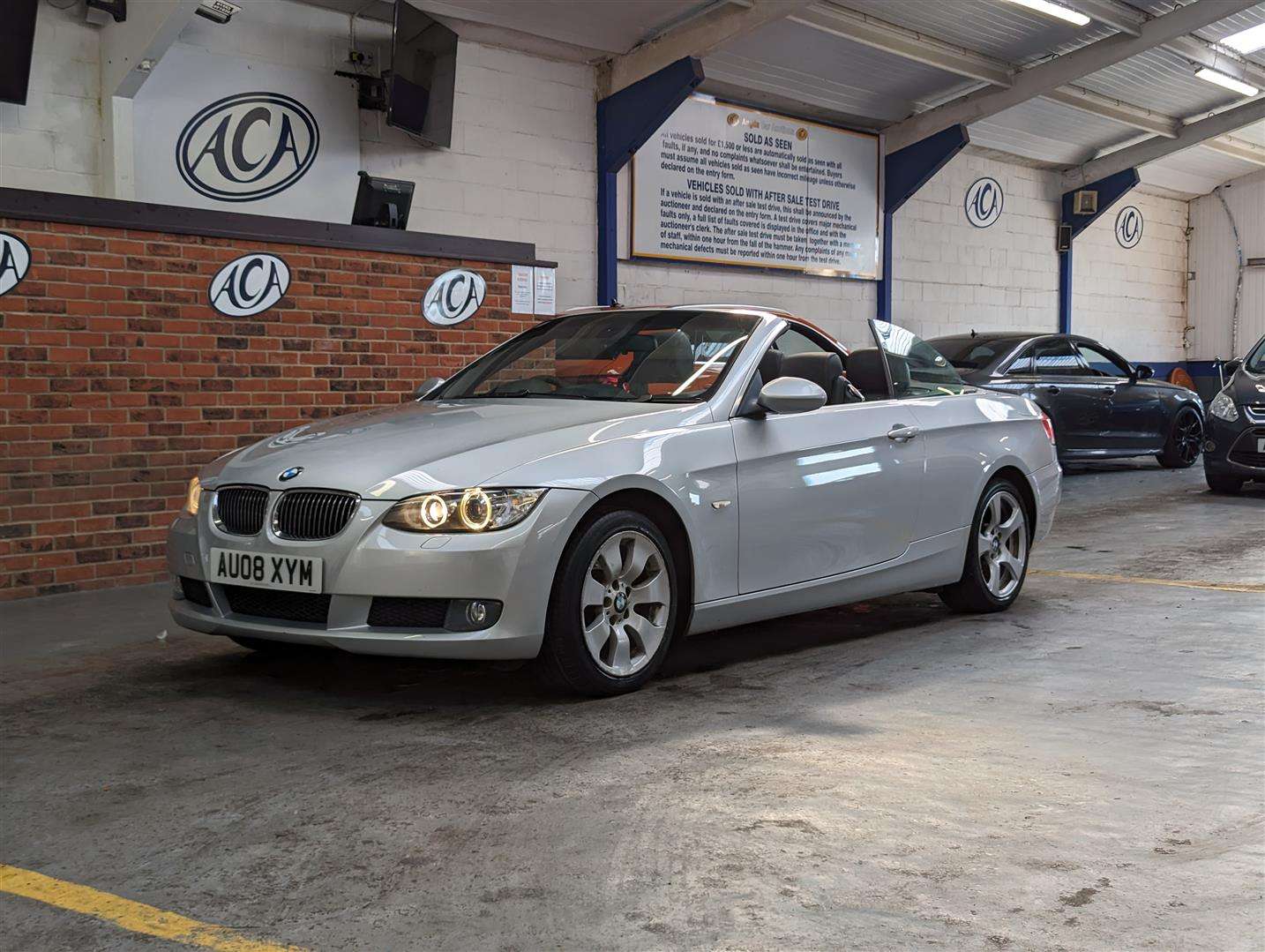 <p>2008 BMW 325I SE</p>