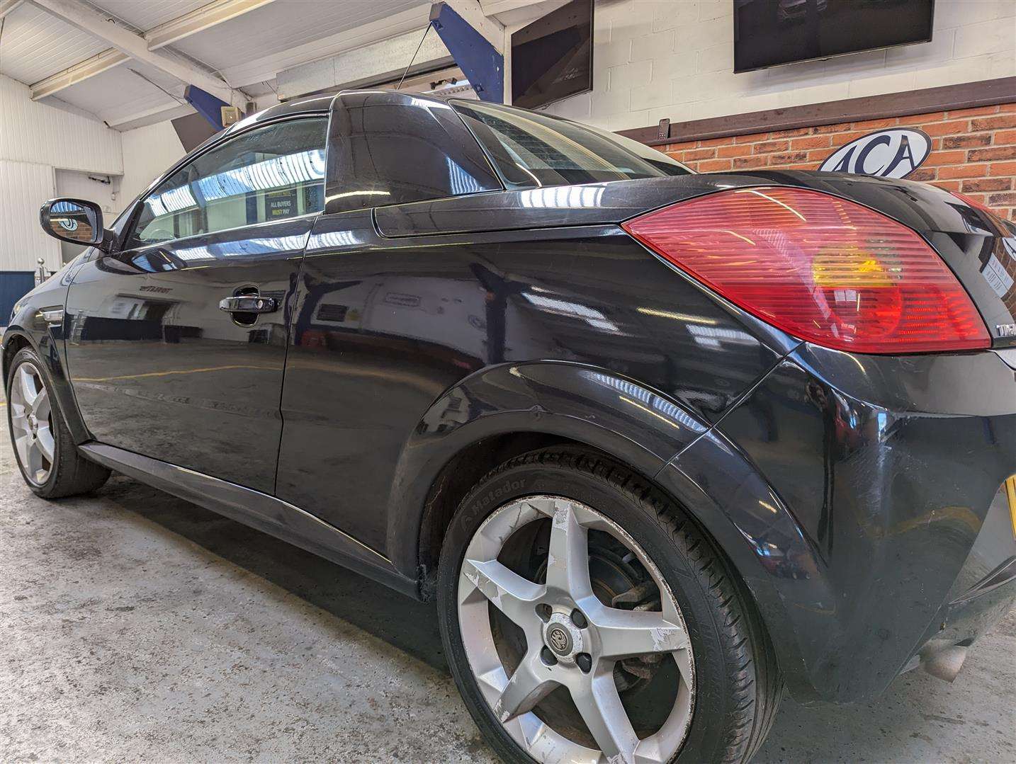 <p>2008 VAUXHALL TIGRA EXCLUSIV</p>