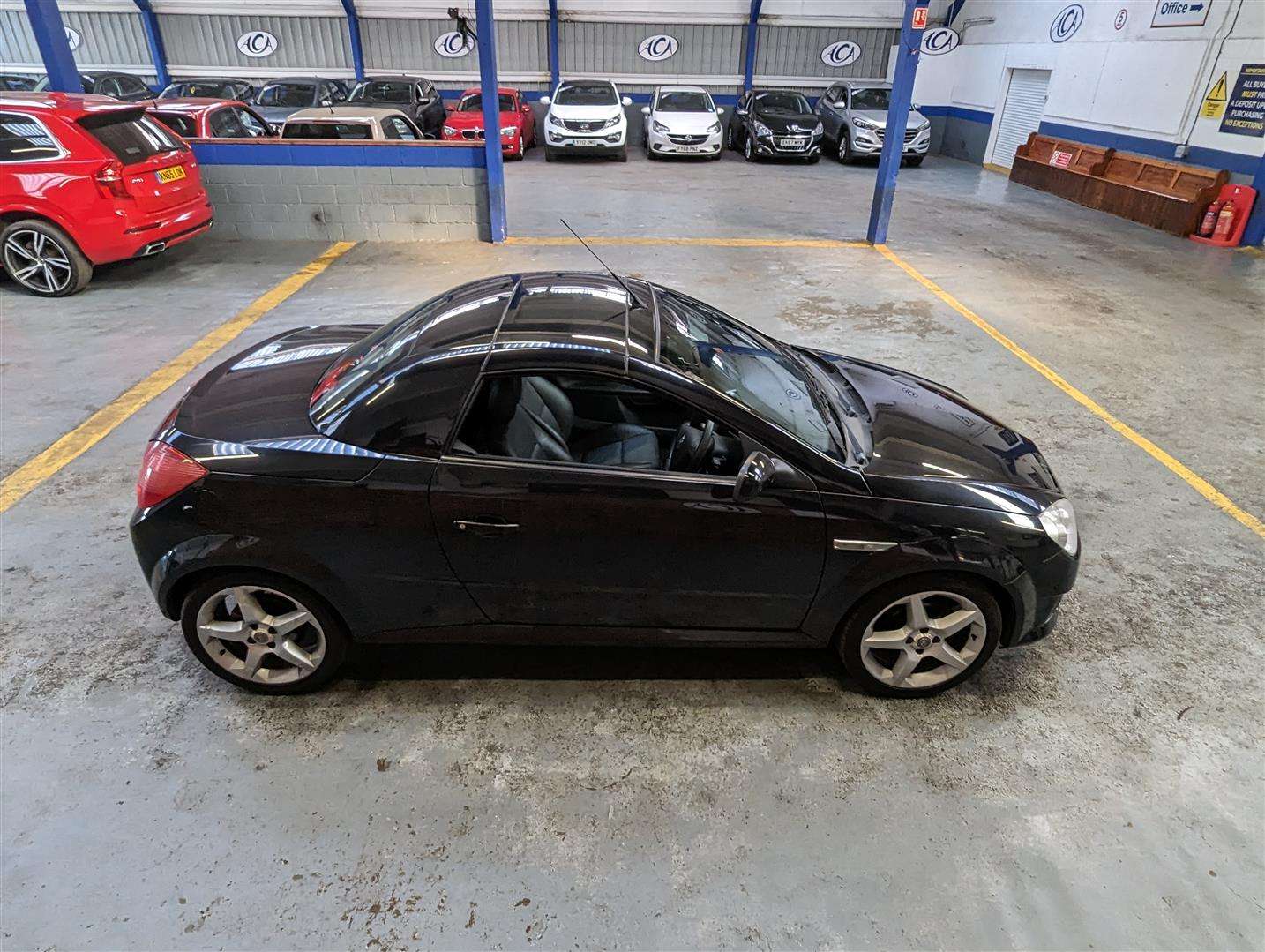 <p>2008 VAUXHALL TIGRA EXCLUSIV</p>