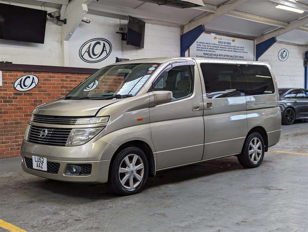 <p>2002 NISSAN ELGRAND</p>