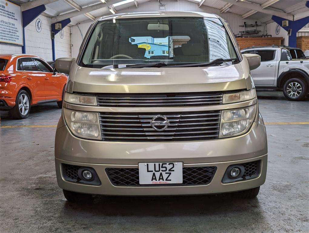 <p>2002 NISSAN ELGRAND</p>