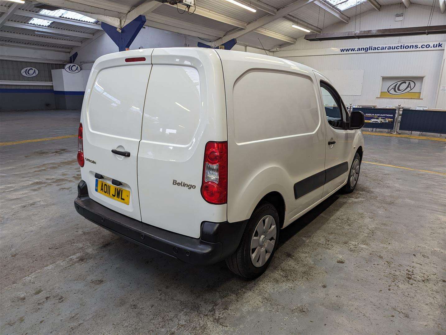 <p>2011 CITROEN BERLINGO 625 EN-PRISE HDI</p>