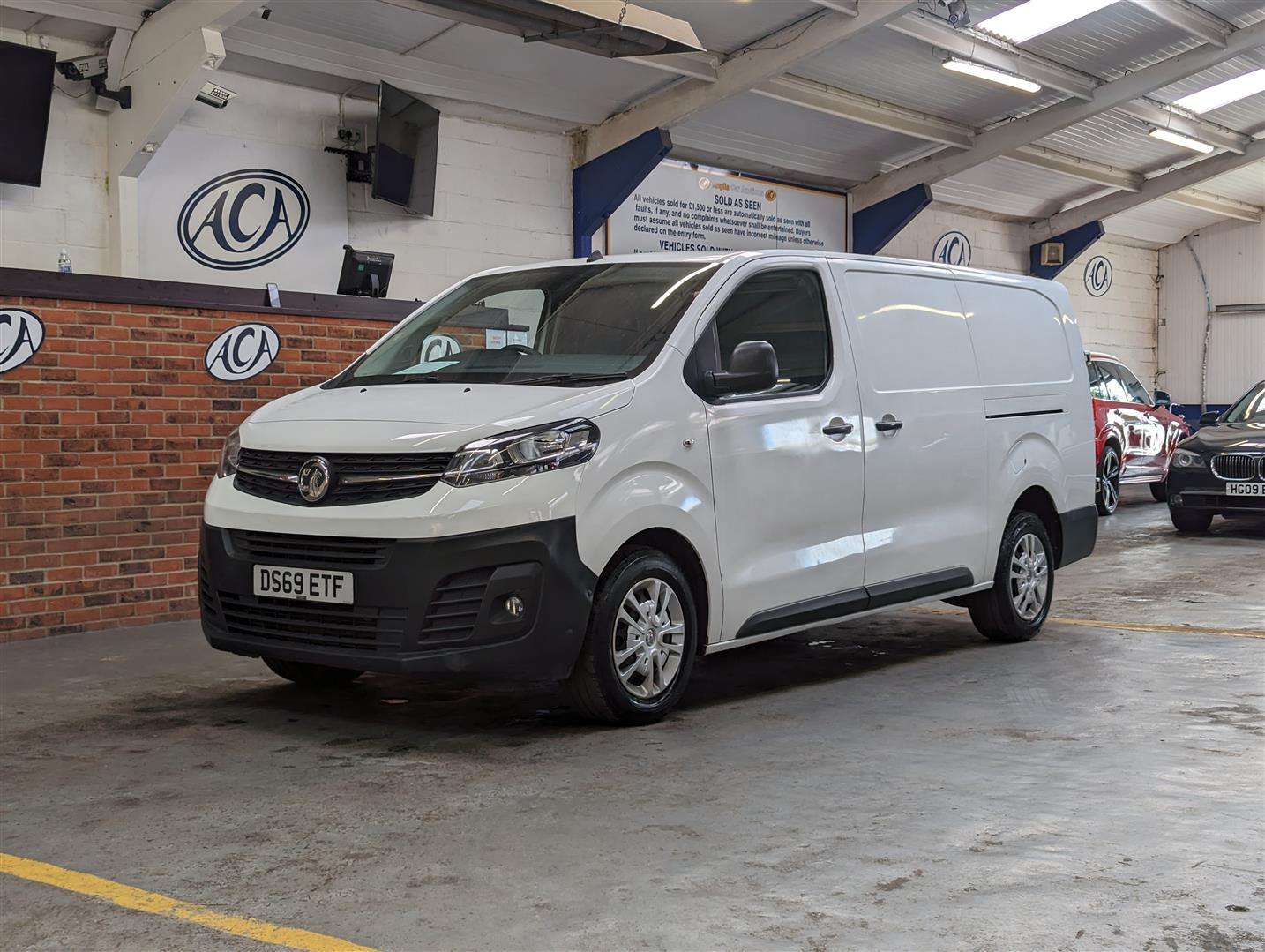 <p>2019 VAUXHALL VIVARO 2900 DYNAMIC S/S</p>