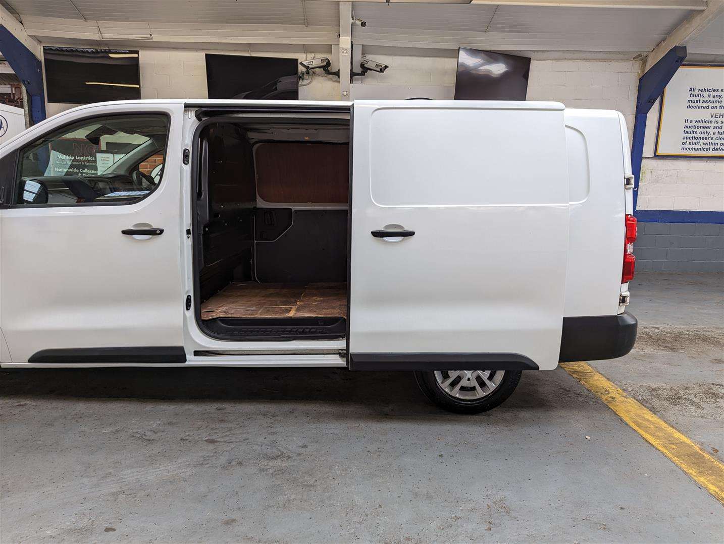 <p>2019 VAUXHALL VIVARO 2900 DYNAMIC S/S</p>