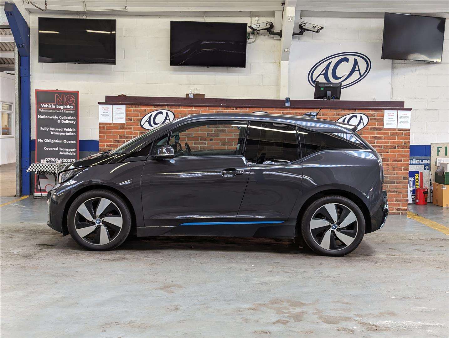 <p>2014 BMW I3 RANGE EXTENDER</p>