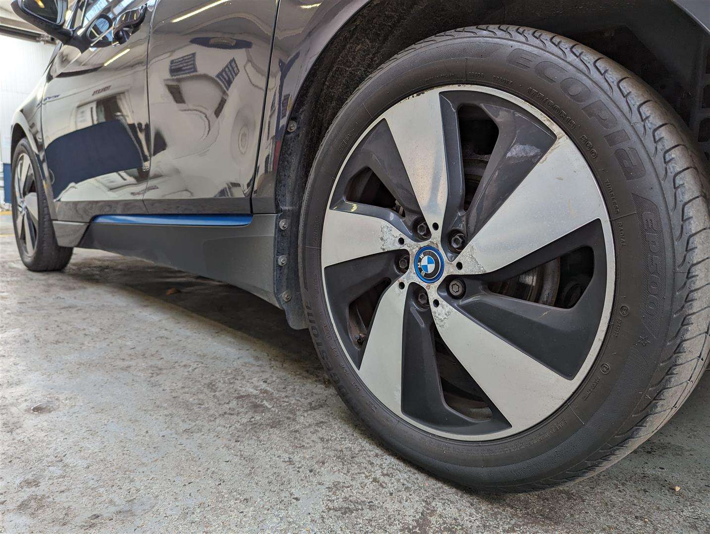 <p>2014 BMW I3 RANGE EXTENDER</p>