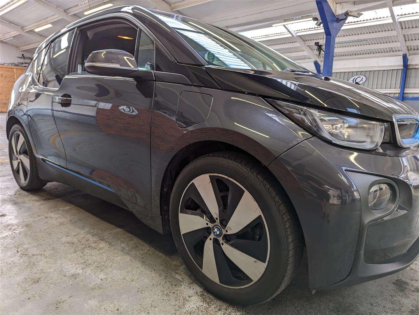 <p>2014 BMW I3 RANGE EXTENDER</p>