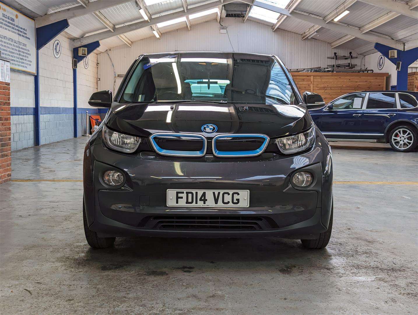 <p>2014 BMW I3 RANGE EXTENDER</p>