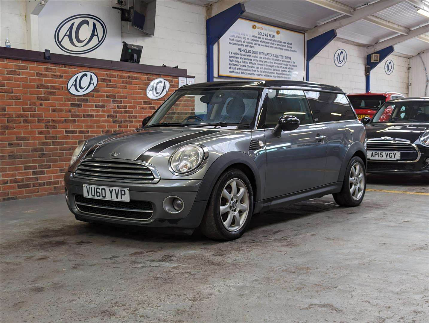 <p>2010 MINI COOPER GRAPHITE CLUBMAN D</p>